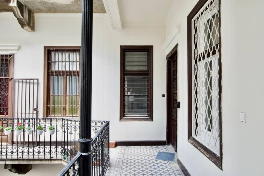 Premium By Hi5-vaci Str. 3 Bedroom Budapest